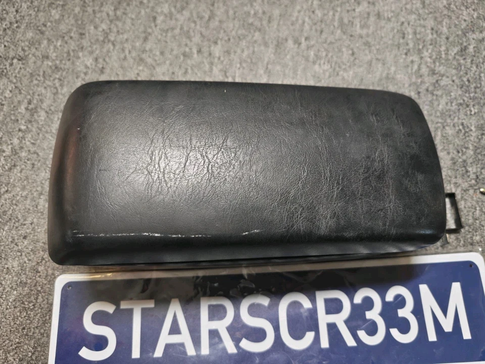 Subaru Impreza 2002-2004 consola central reposabrazos extensión negro con soporte de metal Foto 2 de 4