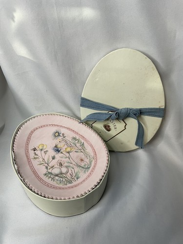 Pottery Barn Easter Egg Plates Large Pink Floral Spring Beaded Edge - Picture 2 of 11