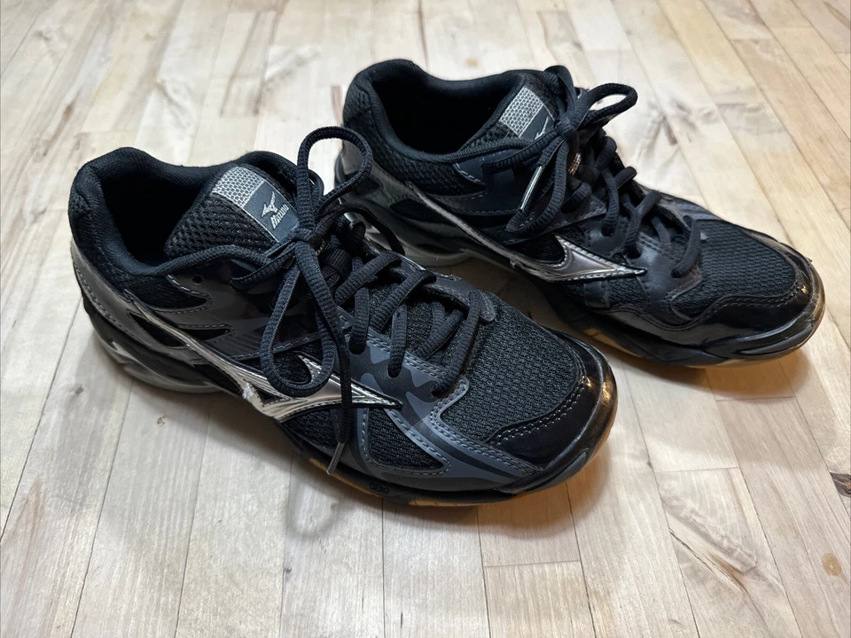 Mizuno Wave Bolt 4 Women's Volleyball Shoes Size W7 Indoor 430188.9073 - Image 3 of 4