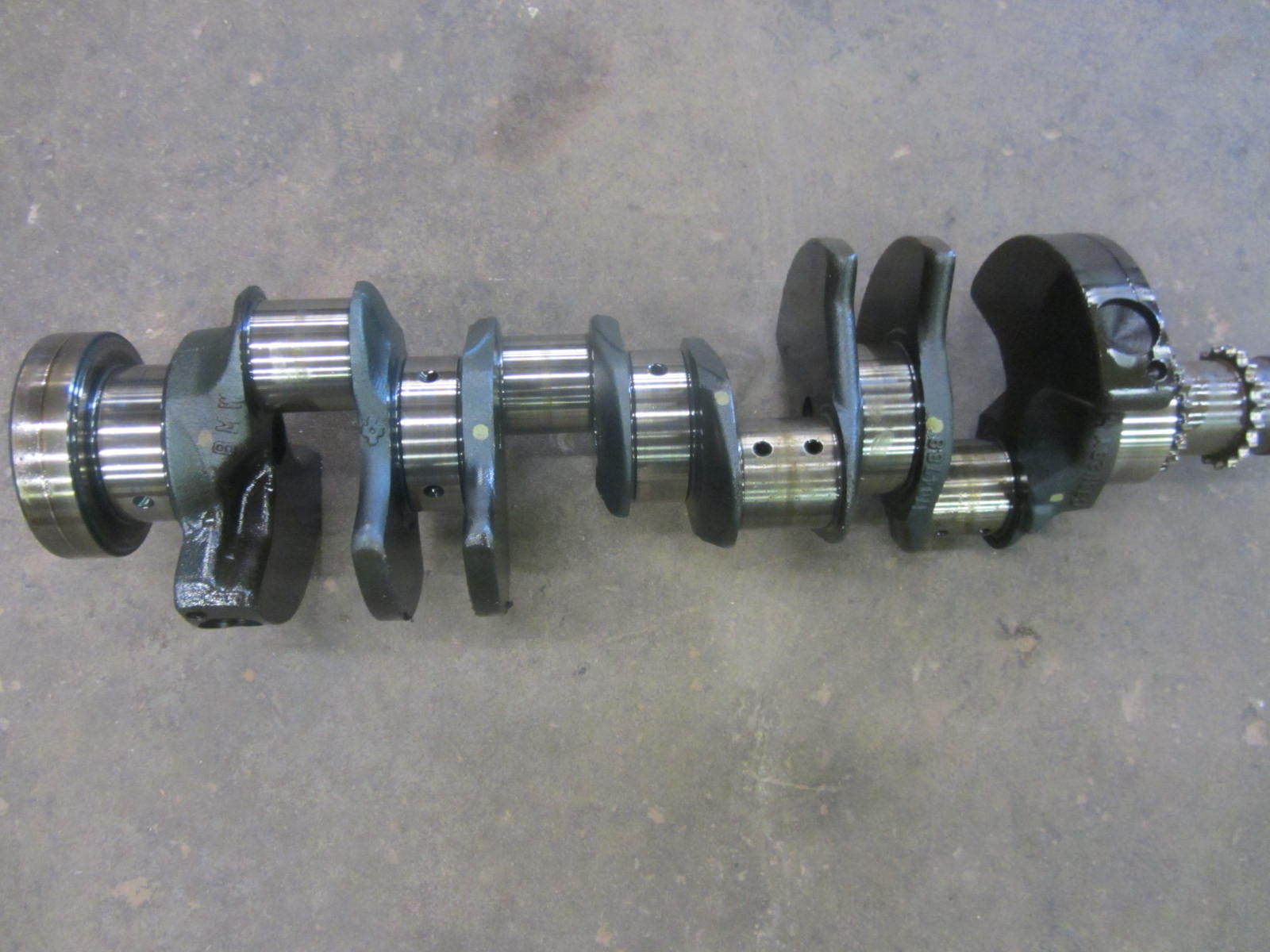 99 00 01 BMW E38 740il 740 OEM Engine Crankshaft 11211745592 r21 