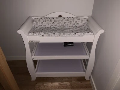 gumtree boori change table