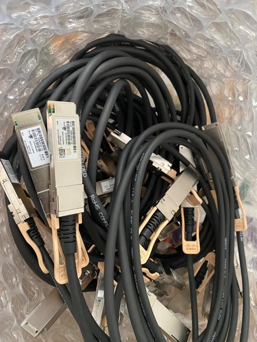 CISCO QSFP-H40G-CU1M 40GBASE-CR4 Passive Copper Cable -1M 37-1322-03 W/Hologram - Picture 2 of 3