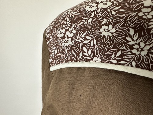 Camicia western vintage anni 70 fatta a mano uomo M marrone bordo floreale cane orecchio collare DIFETTO - Foto 9 di 20