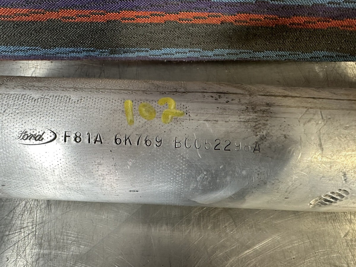 Intercooler Tube Pipe F81A-6K769-BC05 1999-03 Ford F-250 350 450