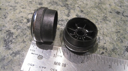 2007 Jeep Cherokee Radio Stereo Knob Knobs OEM - Picture 2 of 2