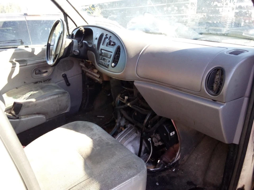 Medidor de velocímetro usado serve: 2000 Ford E250 VAN cluster MPH thru 4/17/01 grau A - Imagem 3 de 4