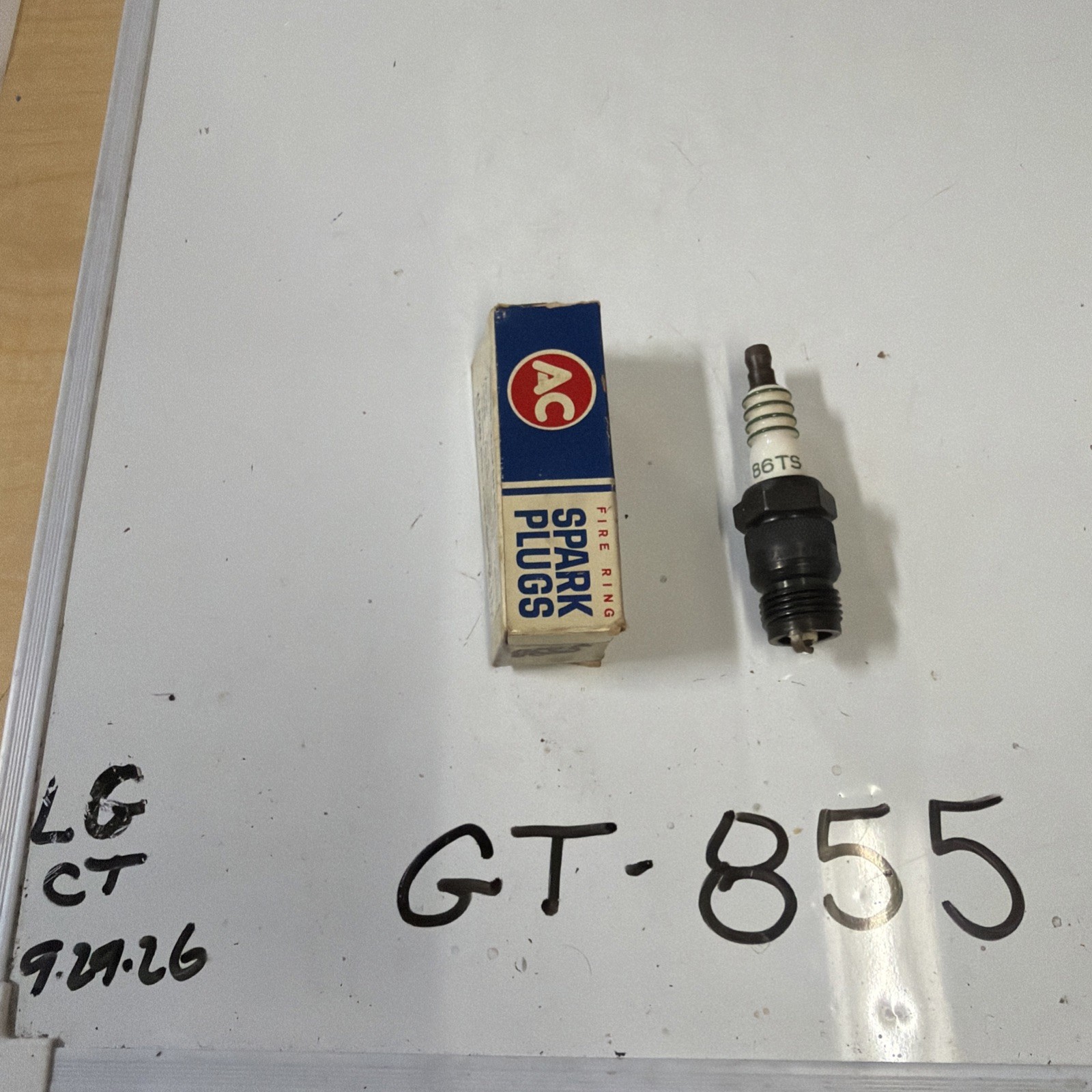 Genuine GM General Motors AC DELCO spark plug 86TS, NOS