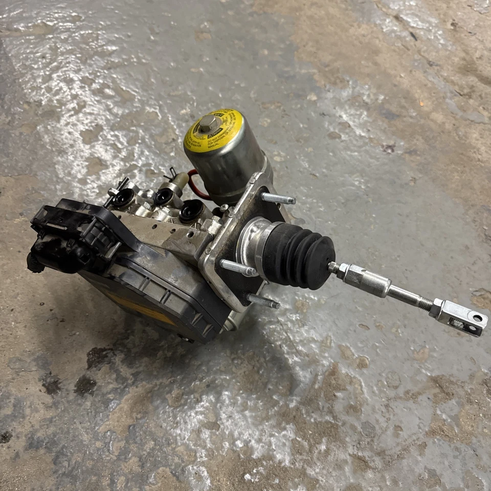 05-09 Lexus GX470 Frenos Antibloqueo ABS Freno Booster Cilindro Maestro Bomba Motor Foto 4 de 4