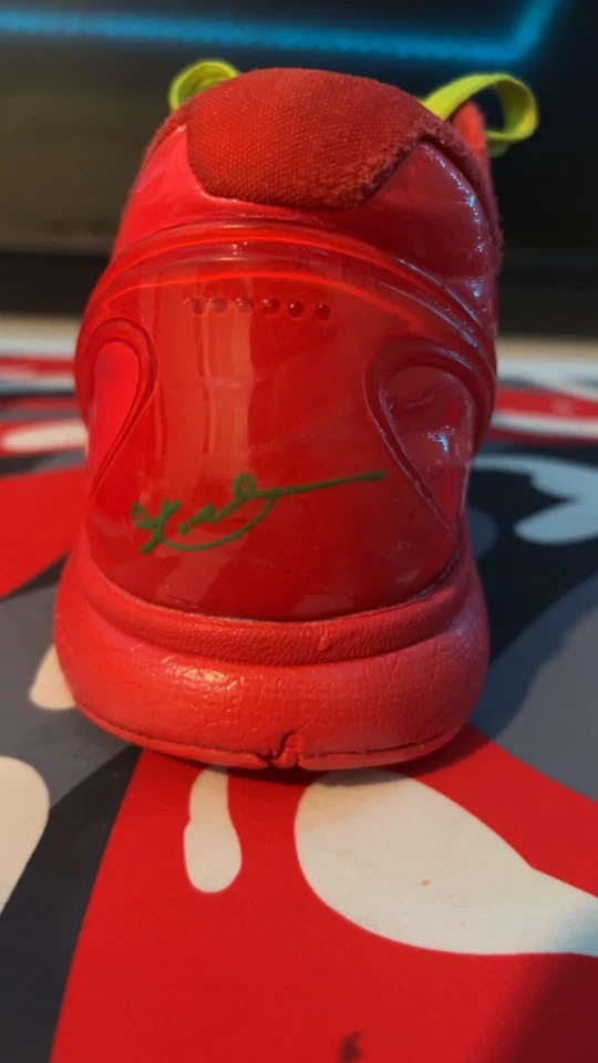 kobe 6 reverse grinch size 11 - image 4 of 4