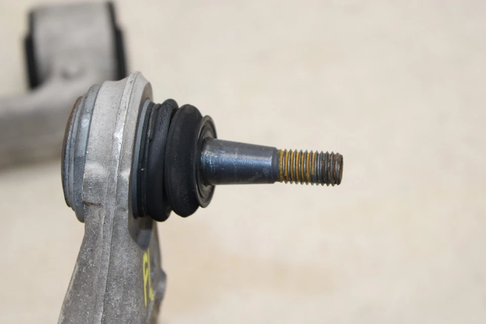 Juego de brazo de control delantero izquierdo Pontiac Solstice 2006-2009 OEM NA57 Foto 4 de 4