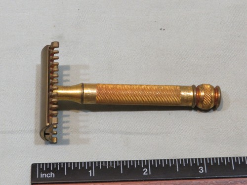 Vintage Gillette Tech Gold Tone Ball End Safety Razor Pat Jan 13, 1920