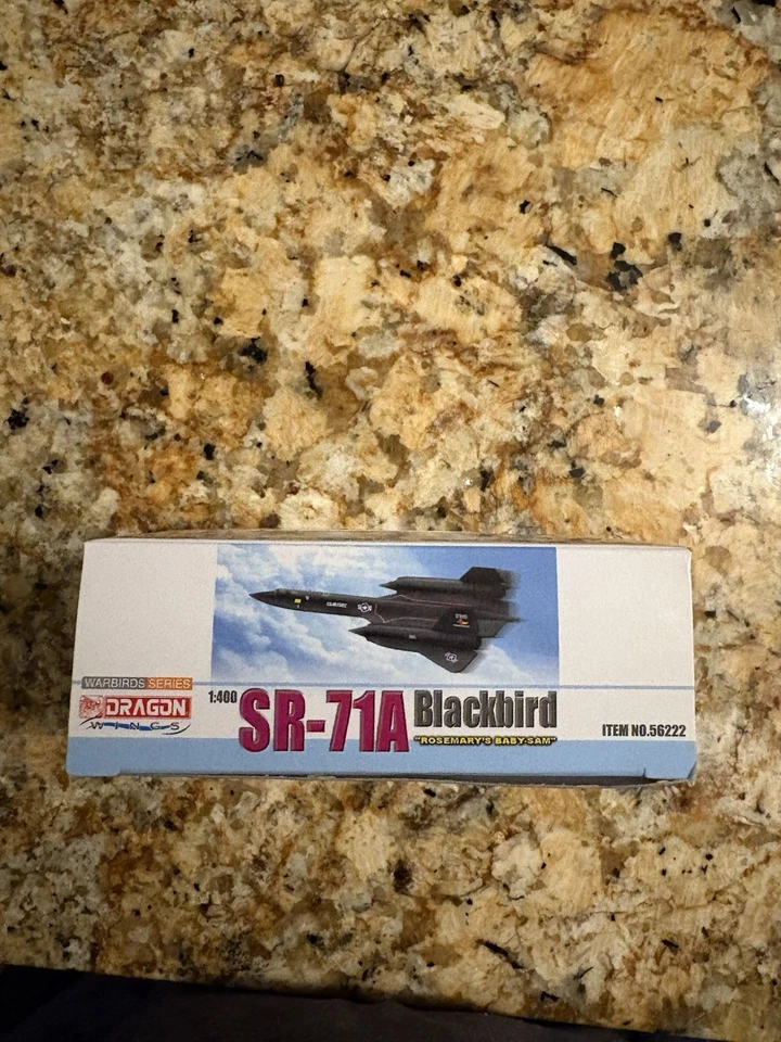 Dragon Models 1:400 SR-71A Blackbird USAF 9th SRW Rosemary's Baby-San - Image 2 of 4
