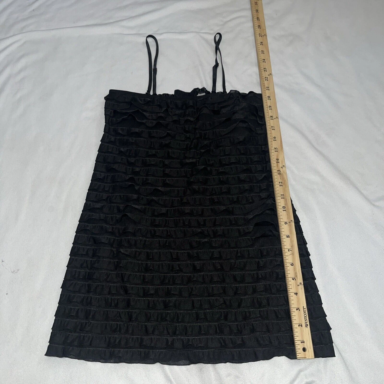 UNDERCOVER Piccolo abito Victoria Secret nero mini slip con volant Sabrina falegname