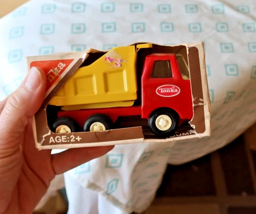 Vintage Tonka Toy Dump Truck Vehicle & Original Box #535 Red Yellow Steel 5" NR
