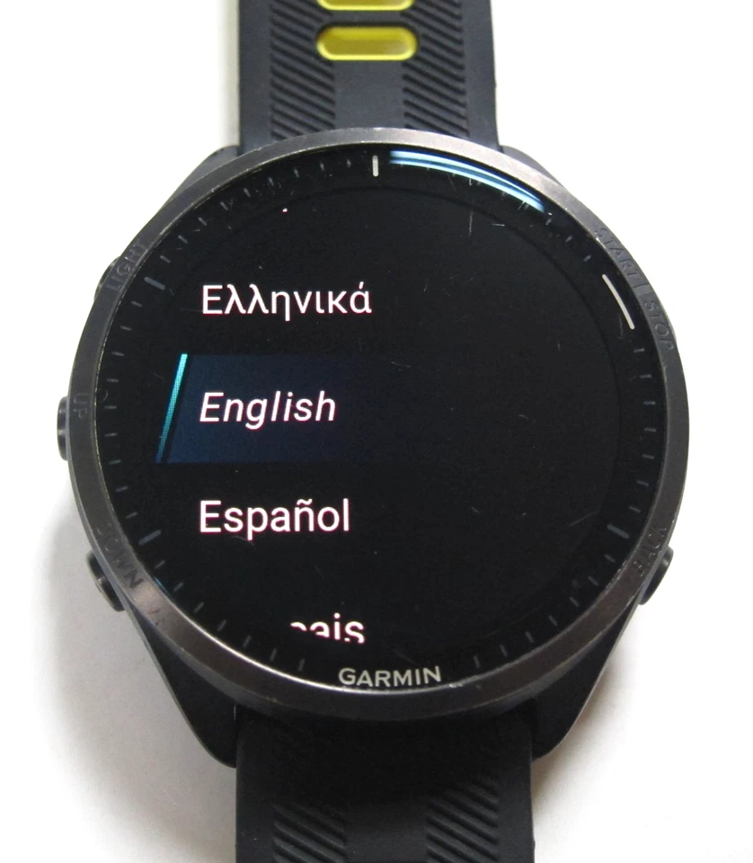 Reloj inteligente para correr Garmin Forerunner 965 - gris carbono/negro/amarillo Foto 2 de 4