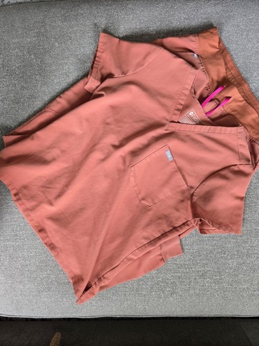 FIGS Terracotta Solid Pattern Scrubs Set Top & Pants Unisex Medical Uniform