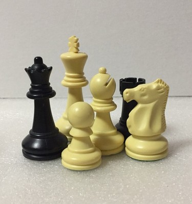 Vintage Original Ultimate Chess Set Pieces 3 5/8  King Heavy Weighted #29