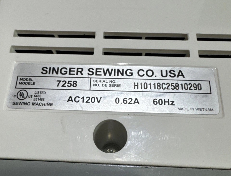 Singer Computers SINGER Stylist 7258 Computerized Sewing Machine Tested With Pedal And ...