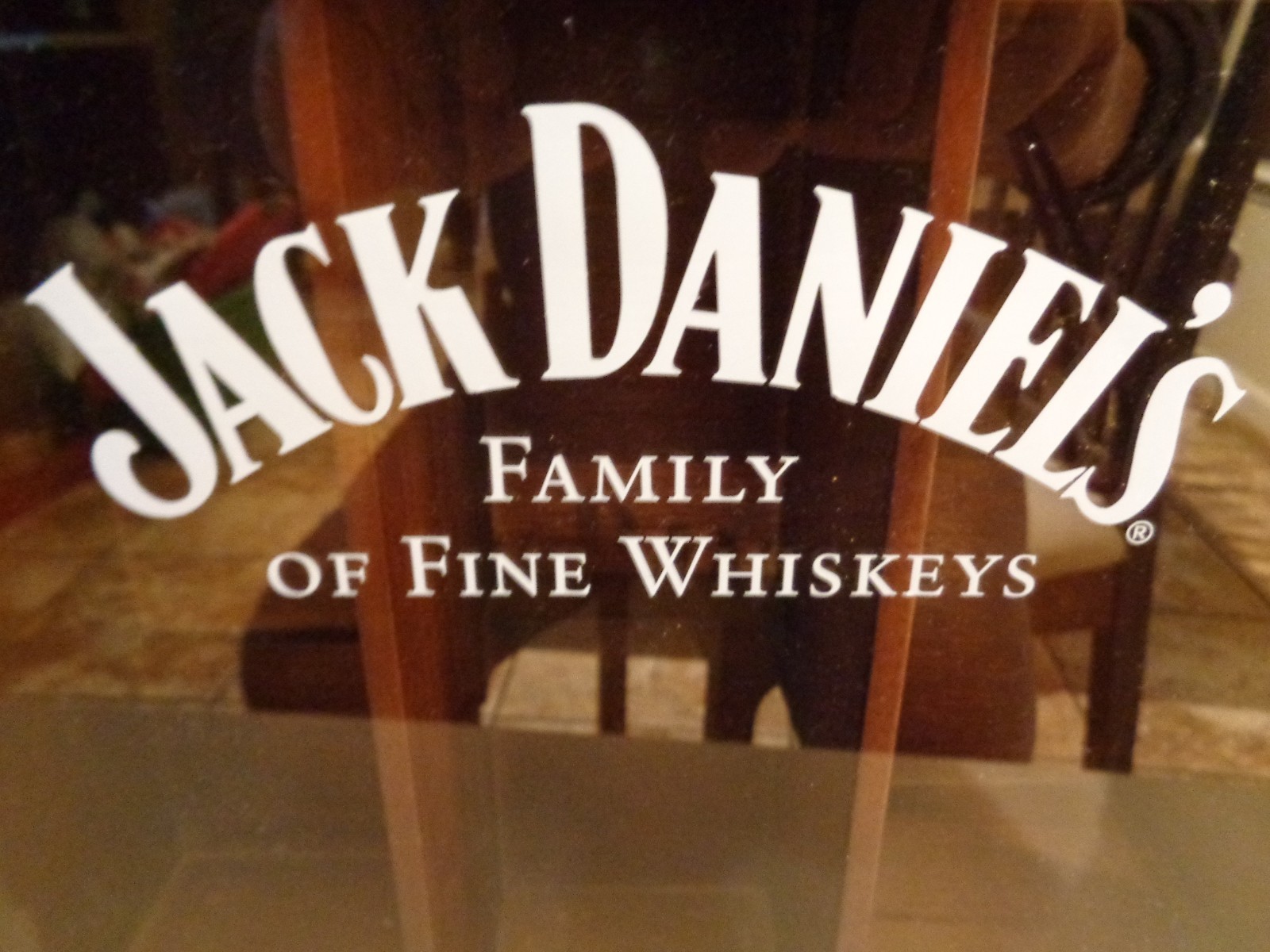Jack Daniels Family of Fine Whiskeys Wooden 3 Bottle Display Case 12"