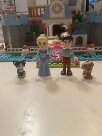 LEGO Disney: Cinderella's Romantic Castle (41055) 100% Complete w/manuals