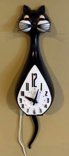 Vintage 50's Spartus Black Cat Wall Clock Eyes Blink Time & Tail Work Classic - Picture 2 of 17