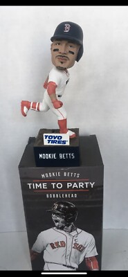 ヒカルMookie betts Red Sox bobblehead s-l400.jpg