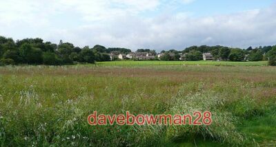 FOTO OXSPRING SPORTPLATZ BLICK ÜBER DEN RAND VON OXSPRING 2008