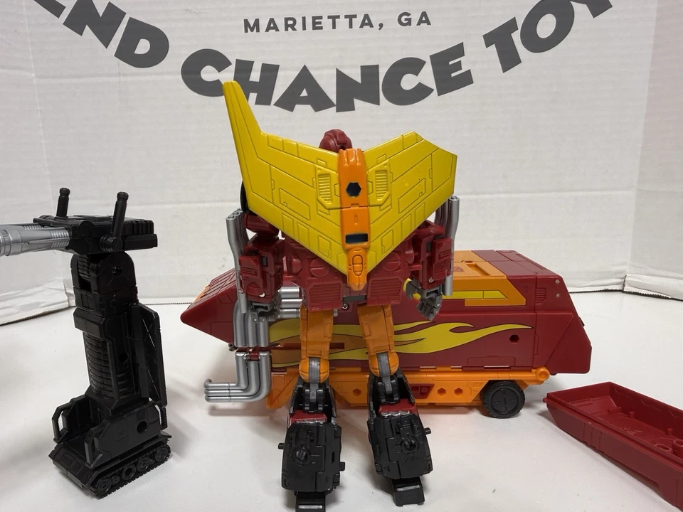 Transformers Kingdom Commander Class Rodimus Prime READ DESC - Image 4 of 4