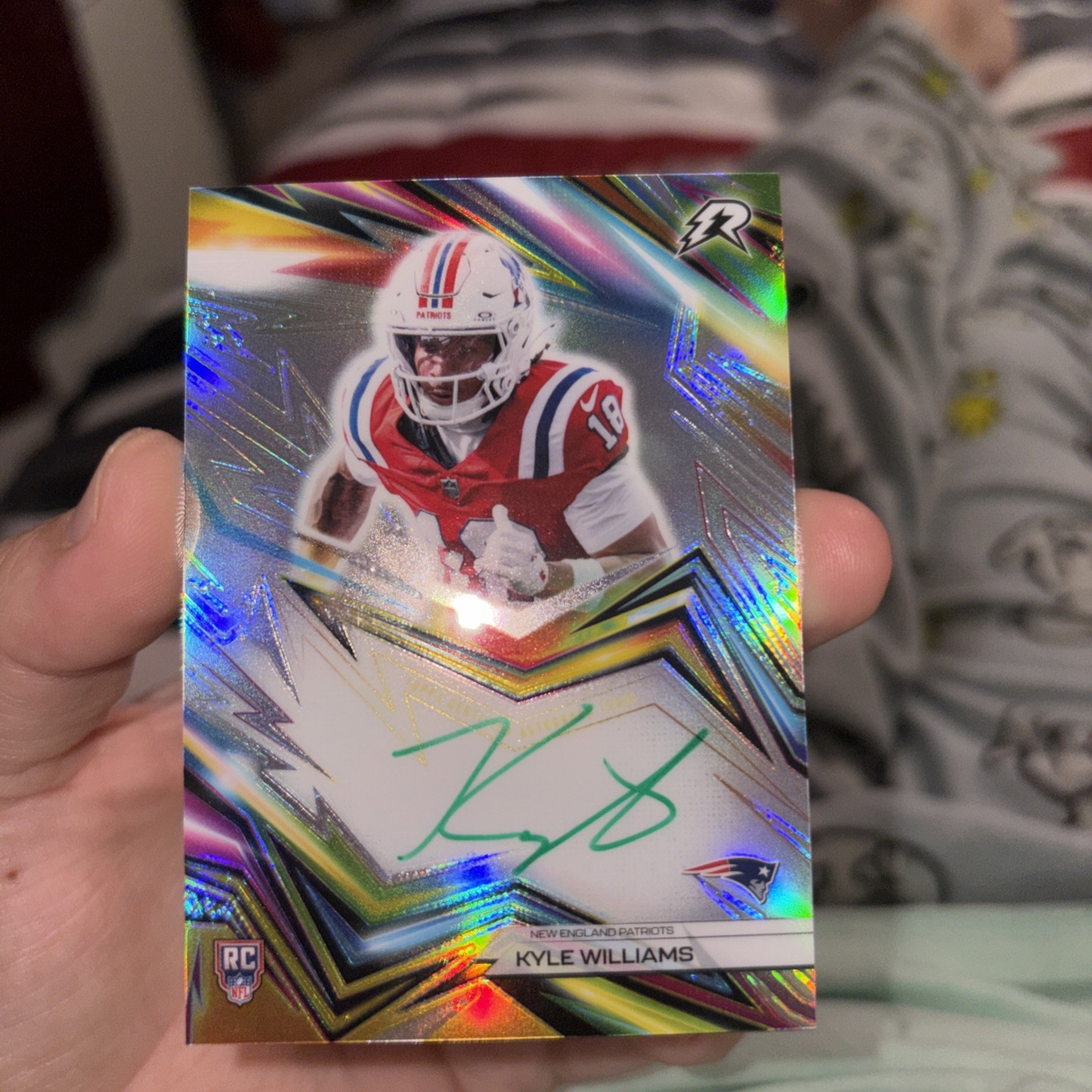 2025 Topps Resurgence Neon Initiates #NI-KW Kyle Williams Patriots RC Auto