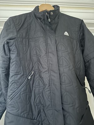 Nike ACG Thermal Layer Jacket - Women s Medium