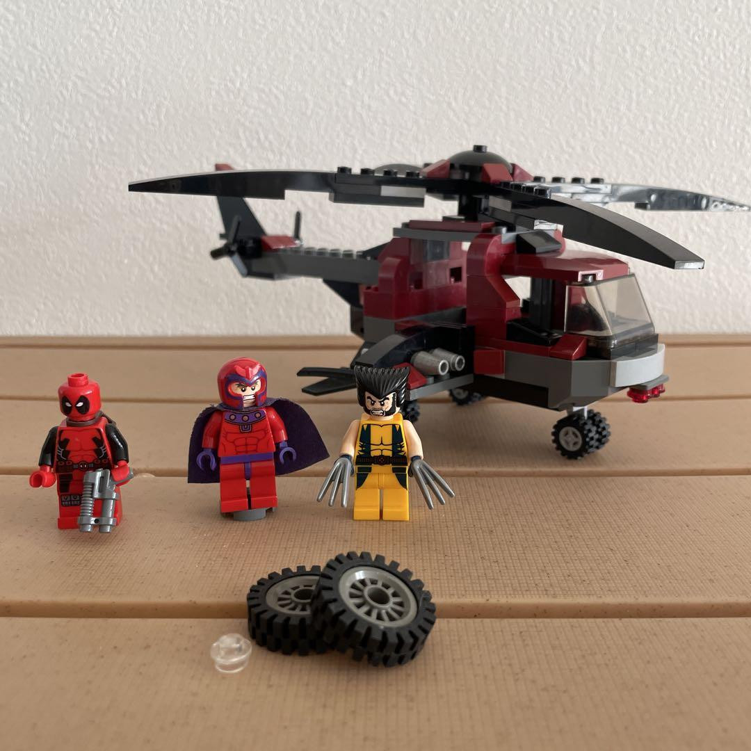 LEGO Marvel Wolverine's Chopper Showdown 6866 No Box Used from