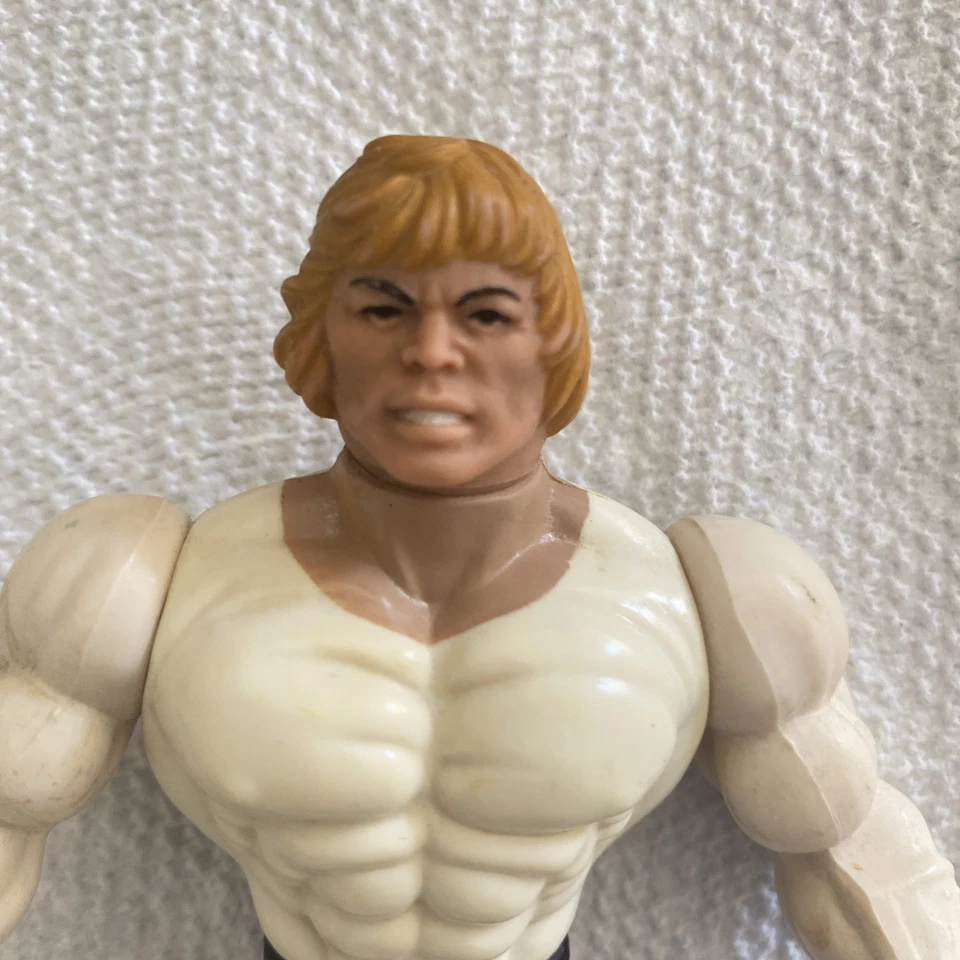 Figura de acción de colección He-Man Prince Adam Masters of the Universe 1981 MOTU Foto 3 de 3