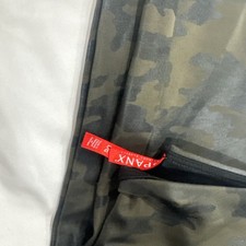 SPANX camo Leggings Slimming Size L Seamless Look At Me Now