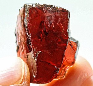 34.5Ct Natural Mozambique Red Garnet Rhodolite Facet Rough Specimen YHEA60