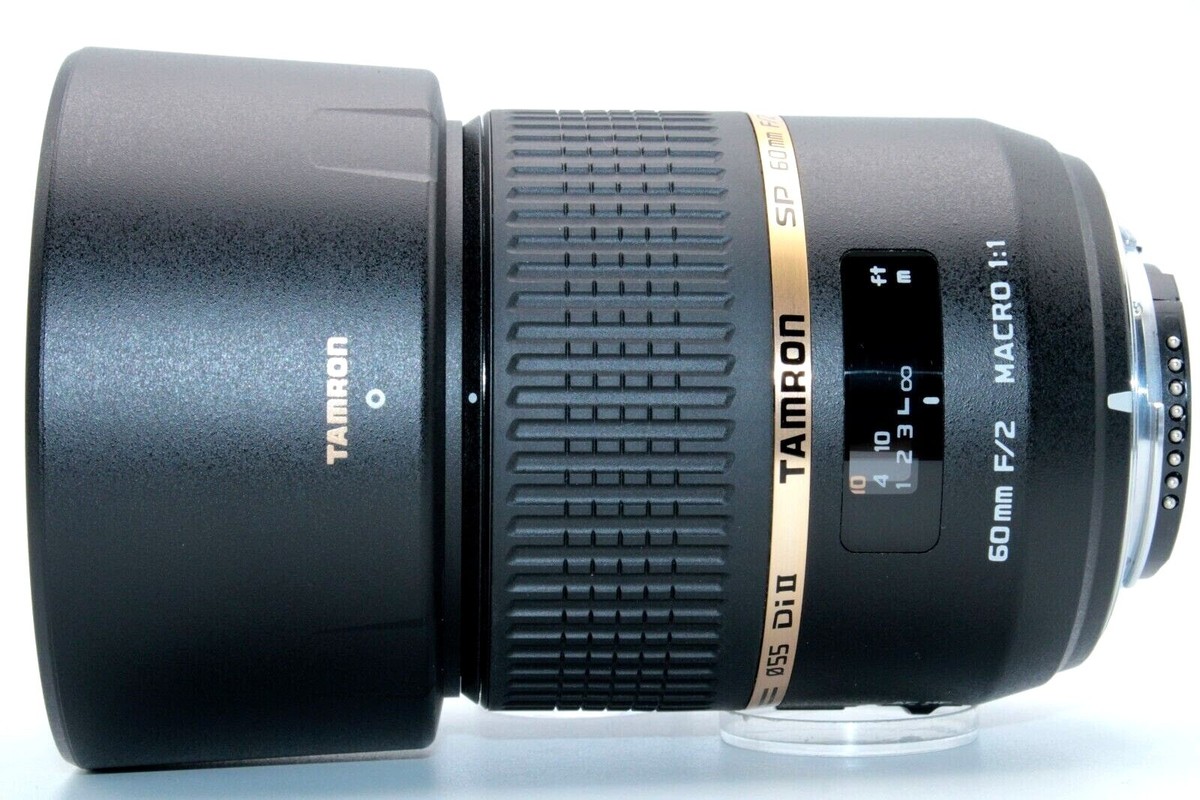 Near Mint Tamron SP AF 60mm f/2 Di II LD IF Macro Portrait Near Mint Tamron SP AF 60mm f/2 Di II LD IF Macro Portrait