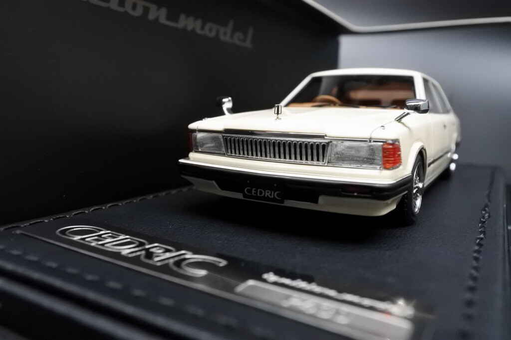イグニッションモデル　1/43 #0351 イグニッションモデル 1/43 ニッサン フェアレディ Z S30