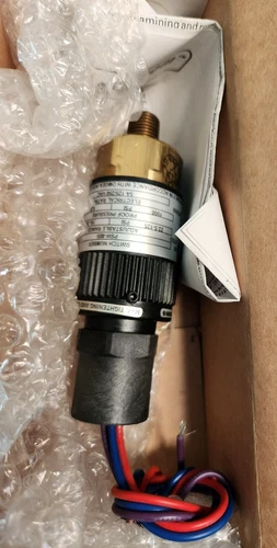 Omega PSW-805 Pressure Switch 22.5-125 PSI 125/250V 5A Free Shipping