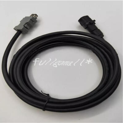 1PCS New FOR OMRON R88A-CR1B010NF 10M Servo Power Cable