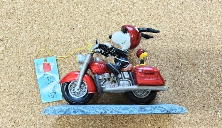 SNOOPY figure Joe Cool On Motorcycle WESTLAND No. 8224 with