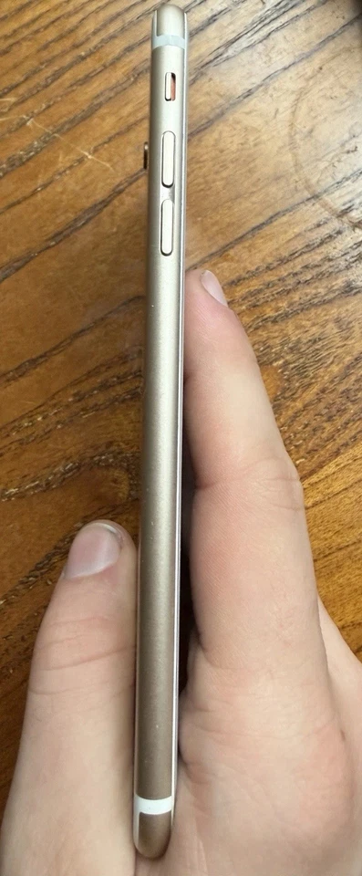 iPhone 6 Plus iOS 8.3 16 GB Foto 4 de 4