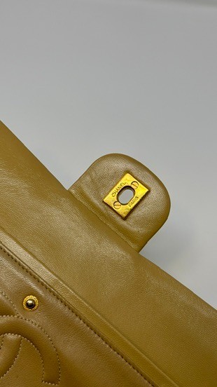 Vintage Chanel Beige Medium Classic Double Flap Bag 24K Gold HW 1989-1991 thumbnail 7