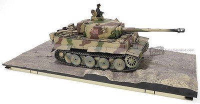 Tiger I, Sd.Kfz.181 PzKpfw VI Tiger Ausf. E. 1:32 Kräfte Der Valor
