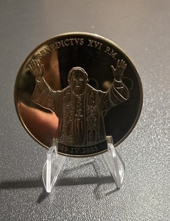 Papst Benedikt XVI. Medaille 19.04.2005 Kupfer Kreuzmotiv Vatikan