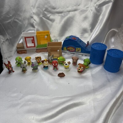 Lot Of  14 Figures The Ugglys Ugliest Pet Shop Animal Mini Toy Figures Moose Toy