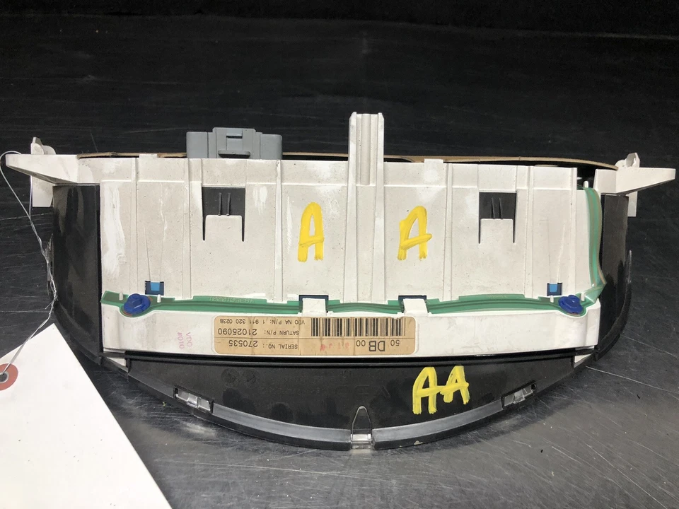 2000 2001 Saturn SC1 SL1 SOHC M/T Instrument Speedometer Gauge Cluster - Image 2 of 4