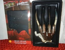 FREDDY KRUEGER METAL GLOVE COLLECTOR EDITION REPLICA HALLOWEEN HORROR PROP