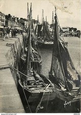 AK - 44 - Le Pouliguen - Fischerboote am Kai - animiert - CPSM groß