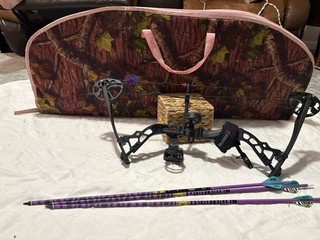 Diamond Atomic Youth Compound Bow Right Handed