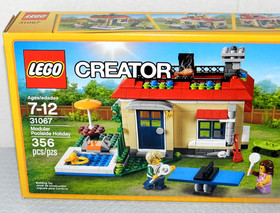 LEGO CREATOR MODULAR POOLSIDE HOLIDAY (31067) BUILDING SET NEW RETIRED 2017