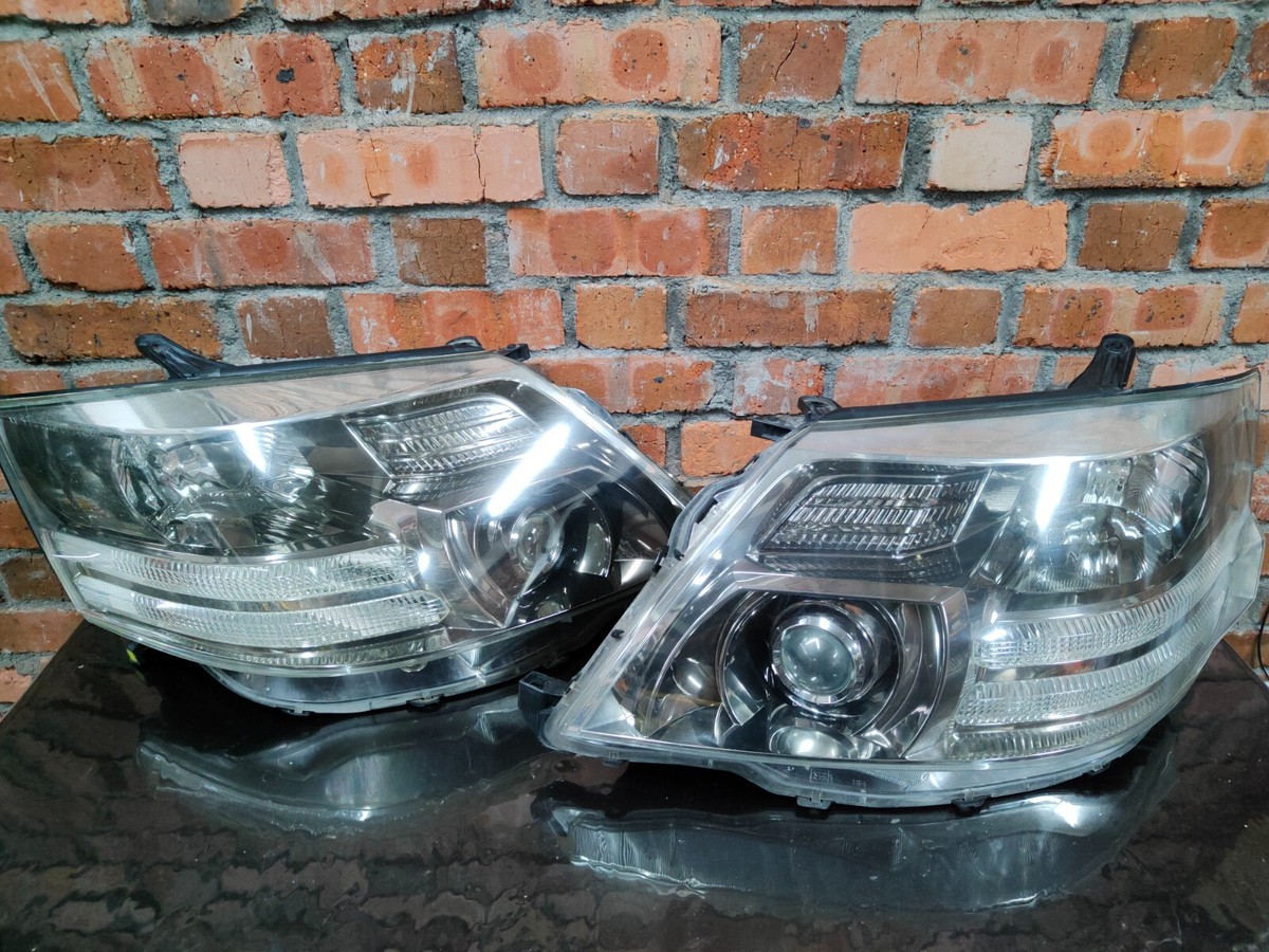 JDM Toyota Alphard ANH10 MNH10 2006 Head Lights Lamps XENON 